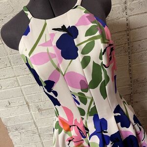 Vince Camuto White Pink FLoral Pleated Dress 6